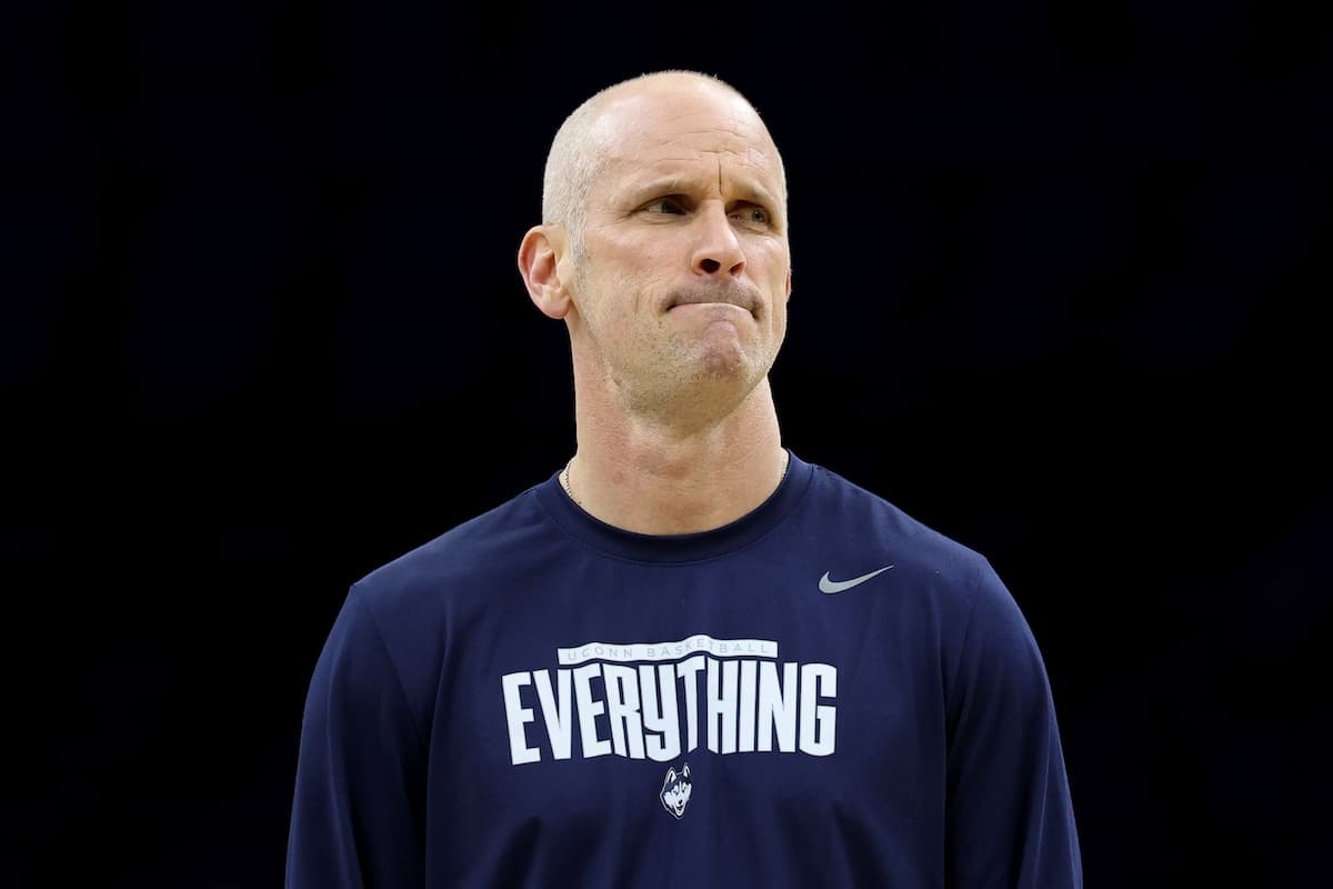 Champions Clash: UConn's Hurley Defends Coaching Excellence